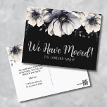 Ankündigung zur Ankündigung über die Wasserfarbenf Postkarte<br><div class="desc">Eine atemberaubende, sich bewegende Anzeigenkarte. Lass deinen Freunden und Verwandten, dass du umgezogen bist und eine andere Adresse hast. Niedliches und schlichtes modernes Design in Schwarz-Weiß-Blume. Klassisch aber skurril mit schwarz, grau und cremefarbenen Blume mit Schriftzeichen und moderner Schrift. Bearbeiten Sie den gesamten Text zu Ihren eigenen Informationen. Sie können...</div>