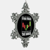 Anleger: Ein Aktienhändler kämpft Schneeflocken Zinn-Ornament (Links)