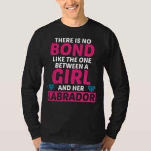 Anleihe zwischen Mädchen und ihrem Labrador Niedli T-Shirt