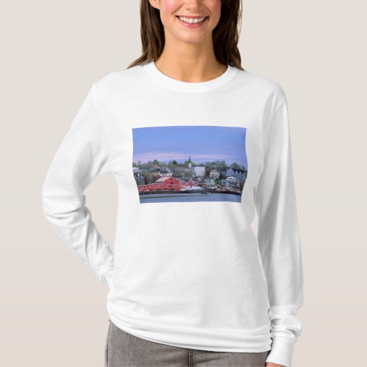ANMERKUNG Kanada, Nova Scotia. Blick auf Lunenburg T-Shirt (Vorderseite)