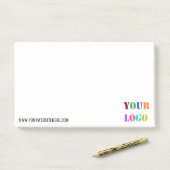 Anmerkungen zum Firmenlogo und zur Textbearbeitung Post-it Klebezettel (Auf Schreibtisch)