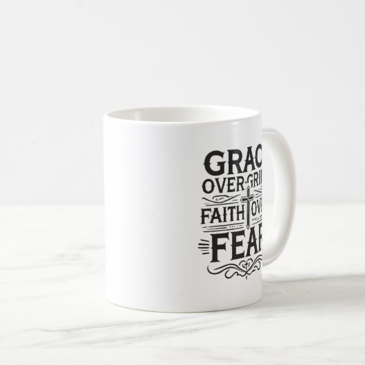 Anmut über Leim, Glaube über Angst - Inspiration Kaffeetasse (VorderseiteRechts)