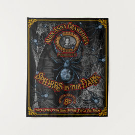 Anna Crawfobias Spinnen in der Dunklen Sideshow Wandteppich