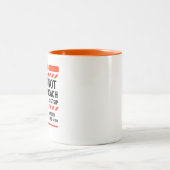 Annähern Sie sich nicht vor der Tasse des Kaffees  (Mittel)