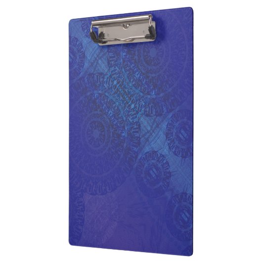 Annahme | Blue Indigo Violet Boho Medallions Klemmbrett (Links)