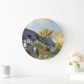 Anne Hathaway's Hütte Large Clock Große Wanduhr (Zuhause)