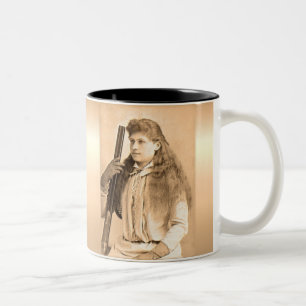 Annie Oakley Portrait Zweifarbige Tasse