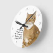 Annoying Cat Clock Runde Wanduhr (Winkel)