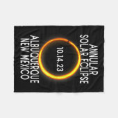 Annular Solar Eclipse T - Albuquerque New Mexico Fleecedecke (Vorderseite (Horizontal))