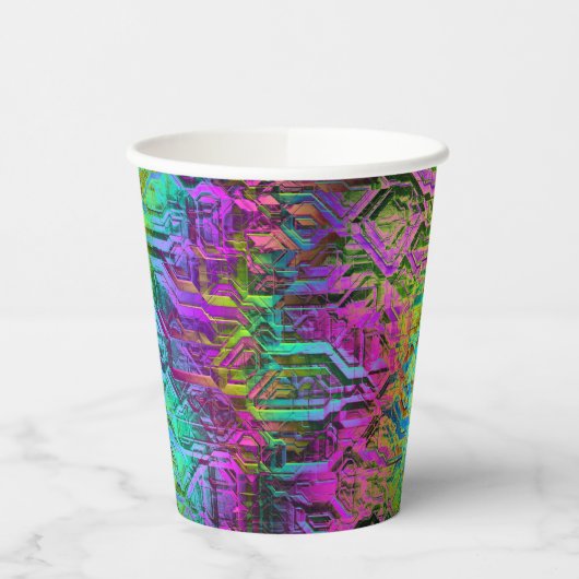 Anodifiziertes Titan: Pappbecher (Links)