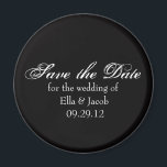 Anpassbar Das Datumsfenster schwarz speichern Magnet<br><div class="desc">Anpassbare Save the Date Magnet Koordinaten mit der Erholung unserer Damask Wedding Collections.</div>
