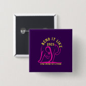 Anpassbare "Bend It Like 2025" Yoga Katze Button (Vorne & Hinten)