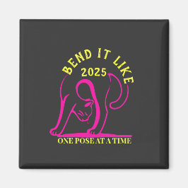 Anpassbare "Bend It Like 2025" Yoga Katze Magnet