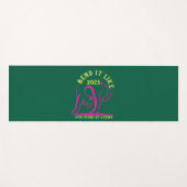 Anpassbare "Bend It Like 2025" Yoga Katze Yogamatte (Vorderseite (Horizontal))