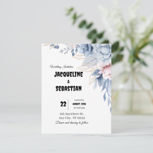 Anpassbare blaue florale Hochzeit Einladung (Stehend Vorderseite)
