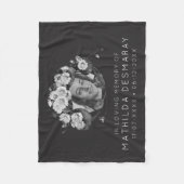 Anpassbare dunkle Flora-Gedenkstätte für den liebe Fleecedecke (Vorderseite)