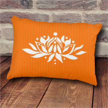 Anpassbare Flaming Lotus-Blume Akzent Kissen