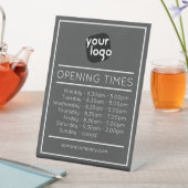 Anpassbare Geschäftszeiten für Logos und Texte Sockelschild (In Situ)