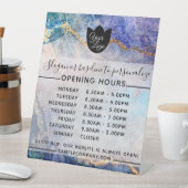 Anpassbare Geschäftszeiten für Logos und Texte Sockelschild (In Situ)