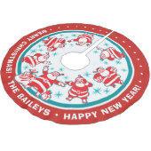 Anpassbare Jolly Retro Santas Polyester Weihnachtsbaumdecke (Schrägansicht)