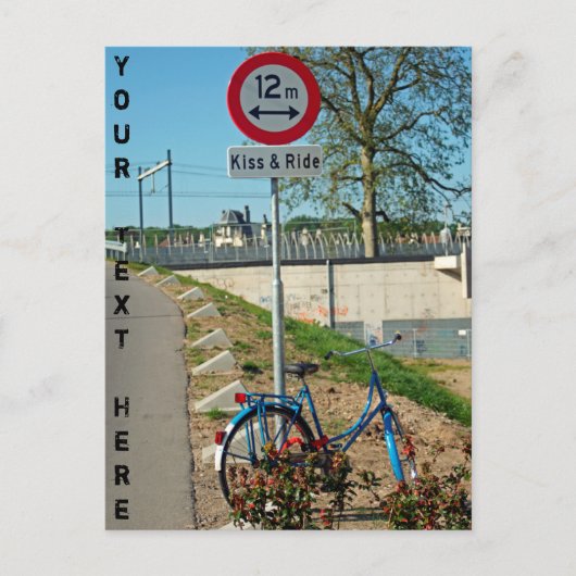 Anpassbare "Kiss & Ride" Postkarte (Vorderseite)