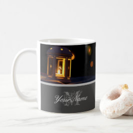 Anpassbare Monogramm mit goldenen Weihnachtsbeleuc Kaffeetasse