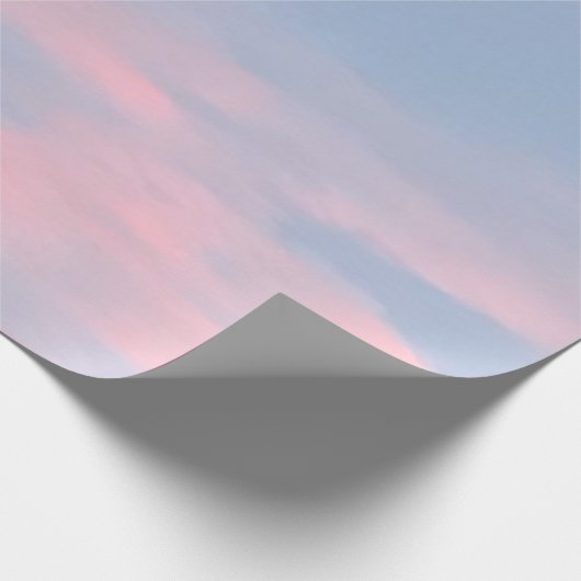 Anpassbare rosa Wolken Geschenkpapier (Ecke)