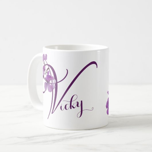 Anpassbare Vicky Name hübsch lila Blumengürtel Kaffeetasse (Vorderseite Links)