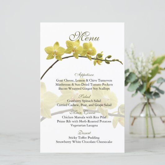 Anpassbare Yellow Orchids Wedelmenu-Karte (Stehend Vorderseite)