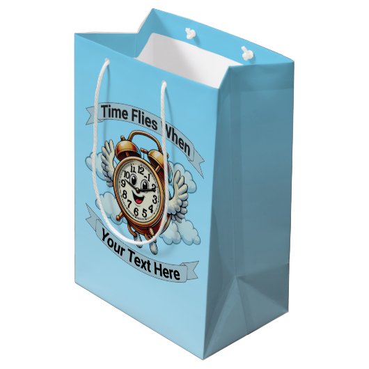 Anpassbare "Zeitfliegen, wenn" Uhr Mittlere Geschenktüte (Rückseite Schrägansicht)