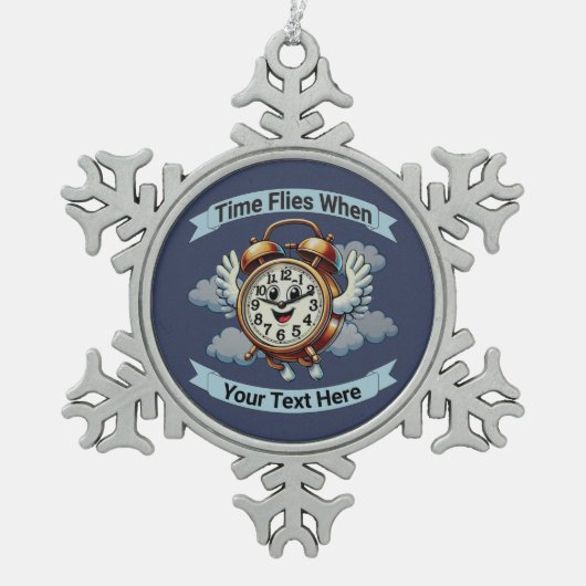Anpassbare "Zeitfliegen, wenn" Uhr Schneeflocken Zinn-Ornament (Vorderseite)