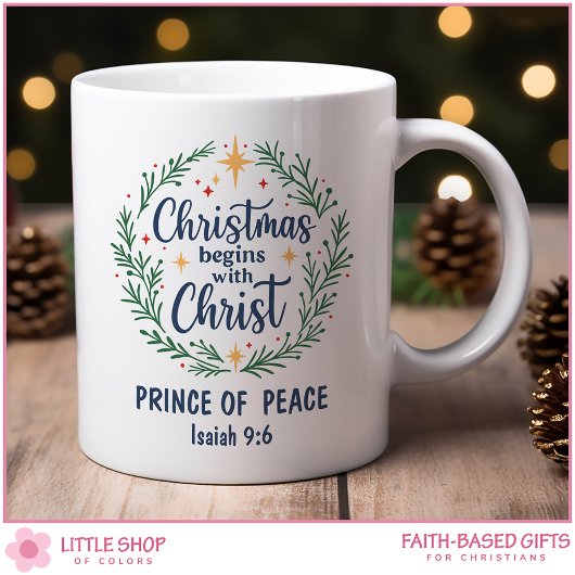 Anpassbarer Bibelvers Weihnachtskranz Kaffeetasse