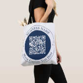 Anpassbarer QR-Code & Text | Dunkles Marineblau Tasche (Von Nahem)