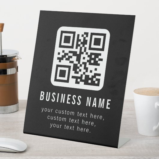 Anpassbarer QR-Code und bearbeitbarer Textentwurf Sockelschild (In Situ)