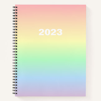 Anpassbarer Regenbogen mit Pastellfarben Notizblock