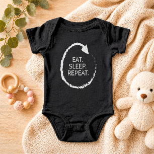 Anpassbarer Spruch Eat. Sleep. Repeat. Baby Strampler