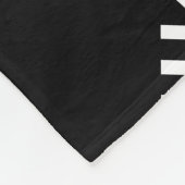 Anpassbarer Text | Bold Modern Black & White Fleecedecke (Ecke)