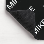 Anpassbarer Text | Bold Modern Black & White Mousepad (Ecke)