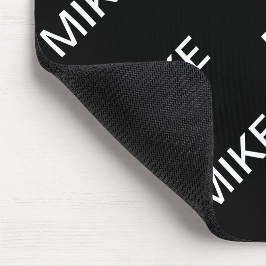 Anpassbarer Text | Bold Modern Black & White Mousepad (Ecke)