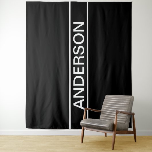 Anpassbarer Text | Bold Modern Black & White Wandteppich (Beispiel)