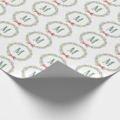 Anpassbares Feiertagsinitial Geschenkpapier (Ecke)