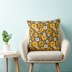 Anpassbares skandinavisches Doodle-Blumenmuster Kissen
