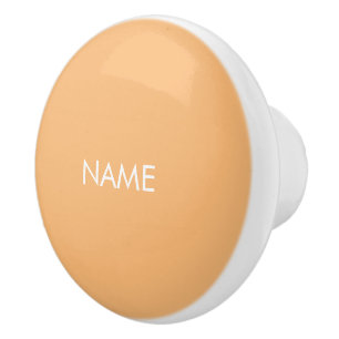 Anpassen mit Namen, minimalistischer heller Orange Keramikknauf