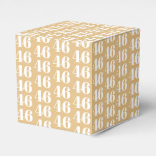 Anpassung mit Anzahl, anfängliches Monogramm Kamel Geschenkschachtel