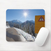 Anschlagtafel auf einer Winterstraße, Schnee Mousepad (Mit Mouse)