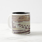 Ansicht der archäologischen Fundstätte, 1450-1200 Zweifarbige Tasse (Vorderseite Links)