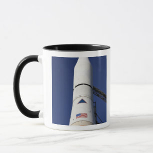 Ansicht der Bugnase der Rakete des Dreiecks IV Tasse