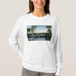 Ansicht der Central Park-Nebenfluss-Brücke T-Shirt
