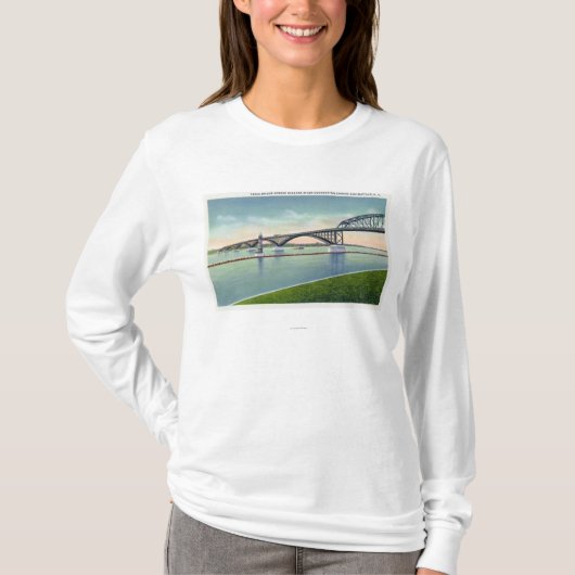 Ansicht der Friedensbrücke über dem Niagara Fluss T-Shirt (Vorderseite)