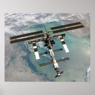 Ansicht der Internationalen Raumstation (STS-114) Poster